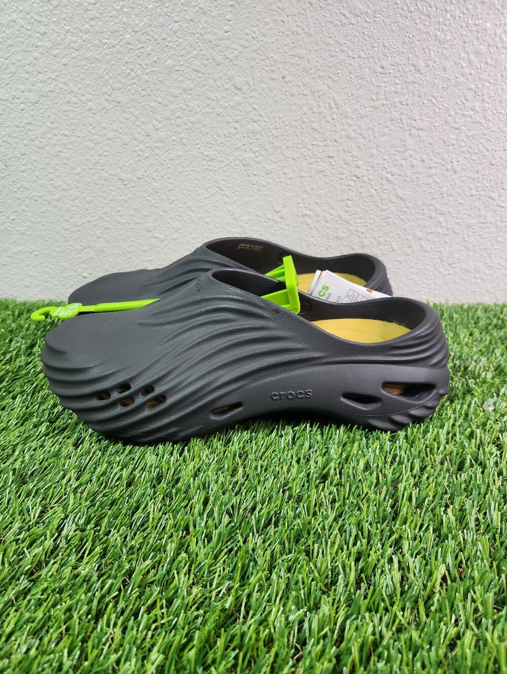 Size 9 - Crocs Echo Wave Black Sand210521-OLD New Sandals Slippers Comfort